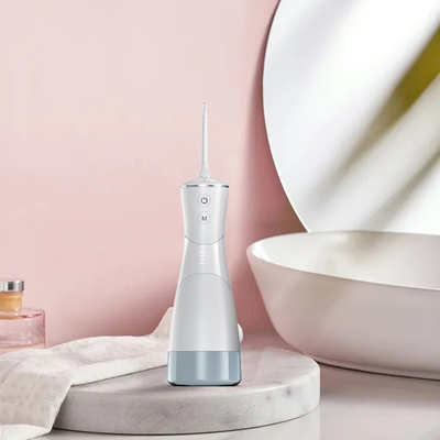 Waterproof Portable Oral Irrigator 350ML 2min Smart Timing
